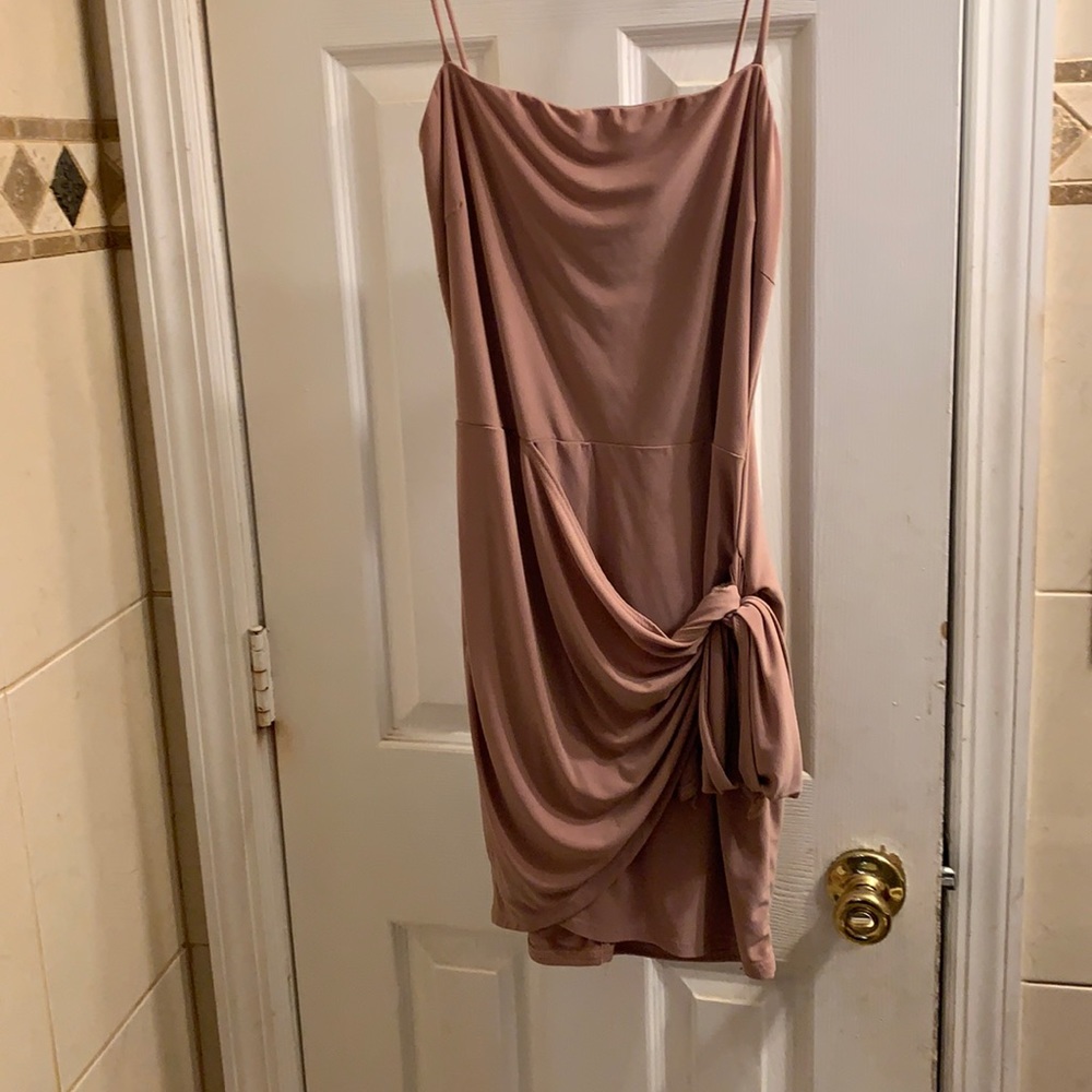 Fashion Nova dress size L